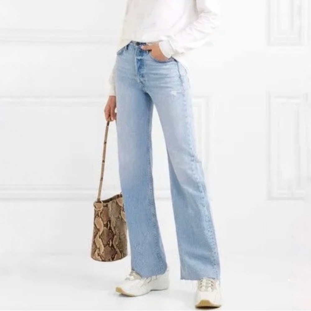 GRLFRND Carla in Keep Talking jeans
size 27 - Picture 3 of 13